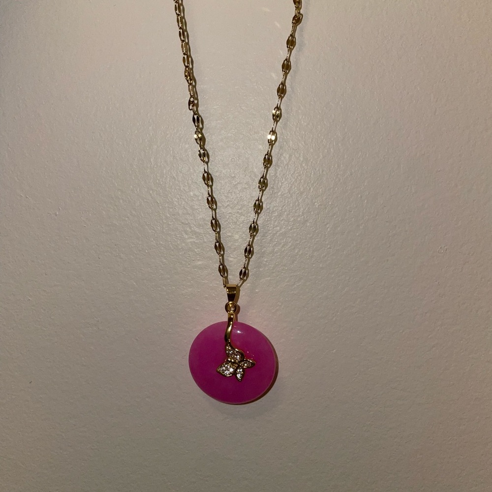 MAGENTA JADE NECKLACE